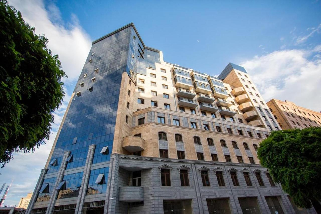 Beautiful Apartment In The Center Of Yerevan Exterior photo